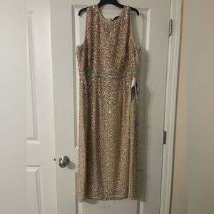 Mac Duggal Gold Sequin Sleeveless Gown